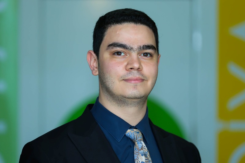 Əkbər Əliyev  Elşən